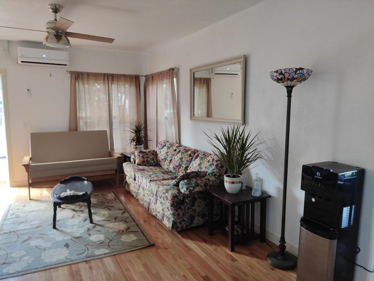 מדפורד Comfortable Jacksonville House מראה חיצוני תמונה